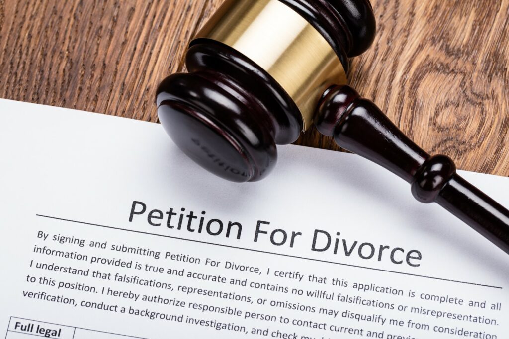 benefit of being first to file for divorce, divorce in florida, florida divorce process
